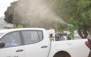 Bairros de Araguaína recebem aplicação do fumacê para conter crescimento da dengue