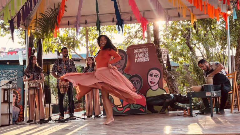 Dança do Pote conclui jornada na Chapada dos Veadeiros com arte e ancestralidade danca-do-pote-conclui-jornada-na-chapada-dos-veadeiros-com-arte-e-ancestralidade
