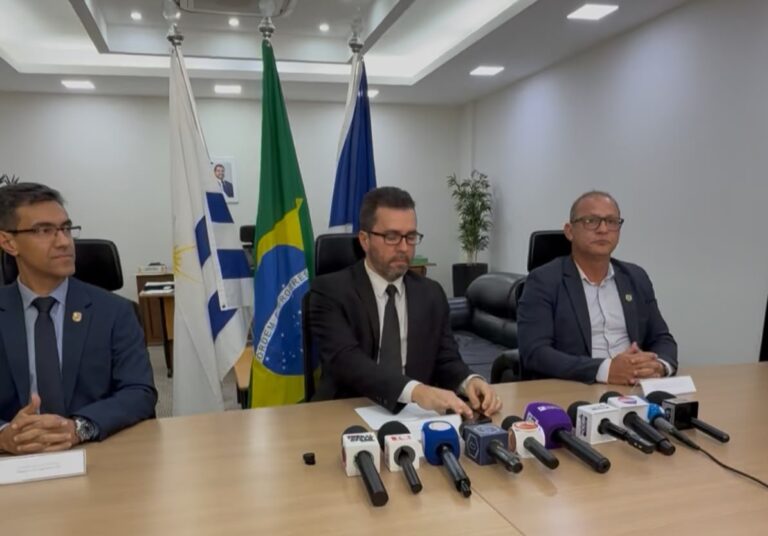 Em coletiva, secretário da SSP fala sobre laudo de 2009 e manda investigar possível vazamento em-coletiva,-secretario-da-ssp-fala-sobre-laudo-de-2009-e-manda-investigar-possivel-vazamento