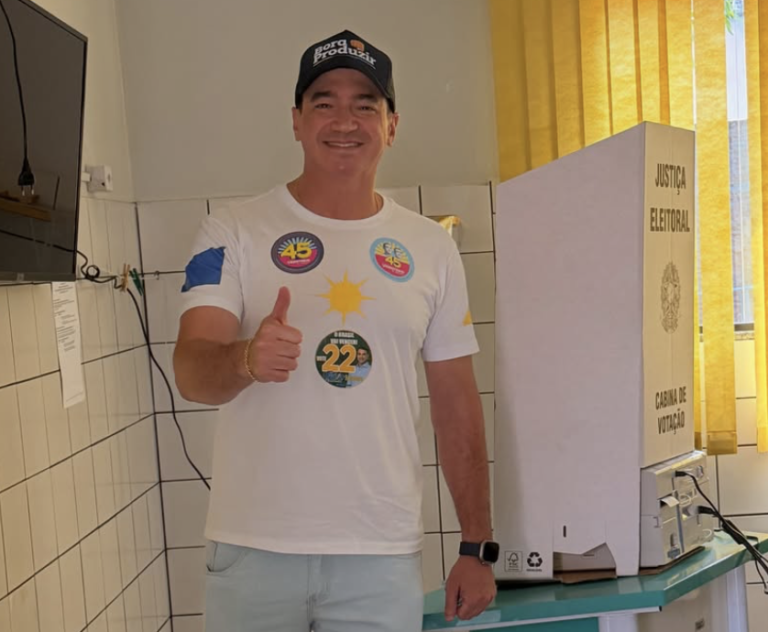 Senador eleito, Guimarães vota em Araguaína: “Vontade de fazer a mudança acontecer” senador-eleito,-guimaraes-vota-em-araguaina:-“vontade-de-fazer-a-mudanca-acontecer”